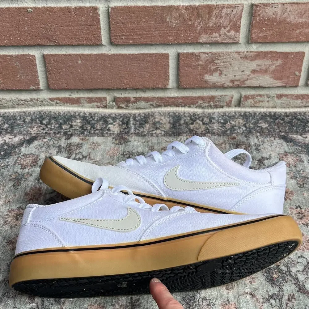 Nike SB Chron 2 / Men's 9 / Canvas White Gum Light Brown Skate Shoes DM3494-105